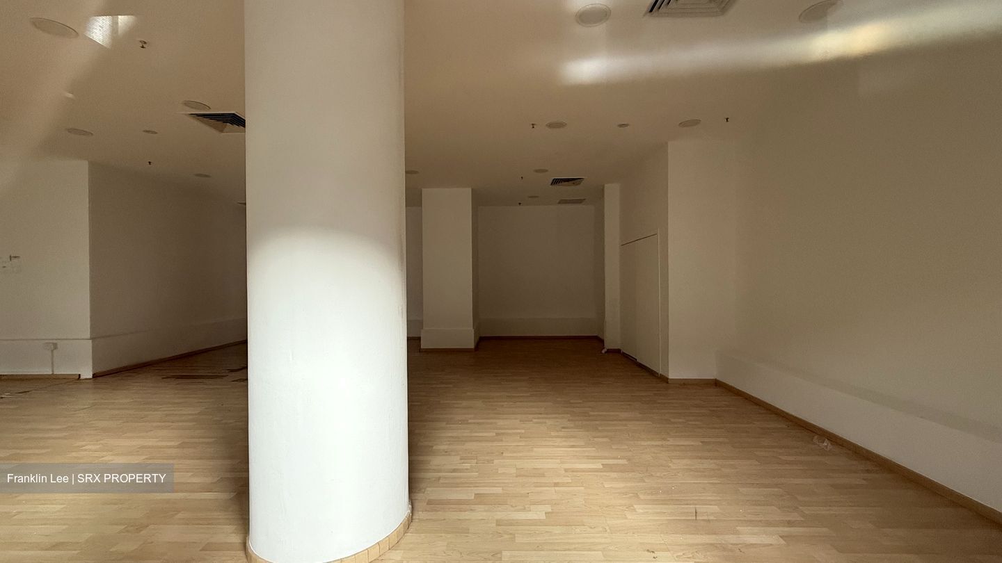Roxy Square (D15), Shop House #584525541